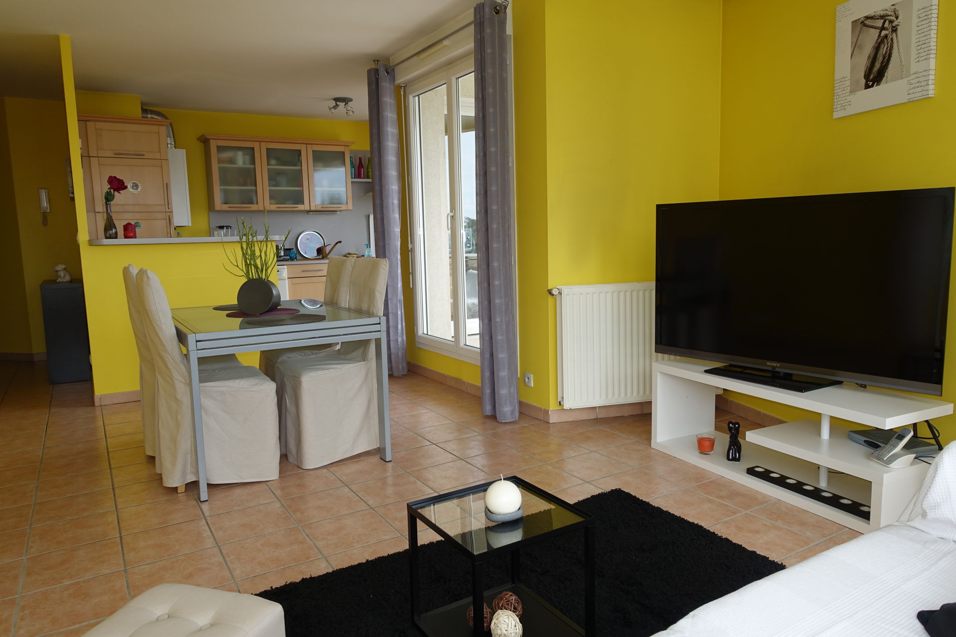 Home Staging: 3 pièces situé à Bron ( Lyon )